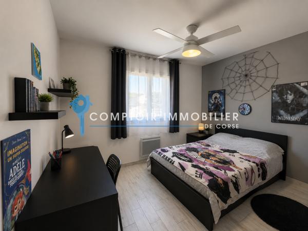 Maison 5 pièce(s) 4 chambre(s) 107 m²