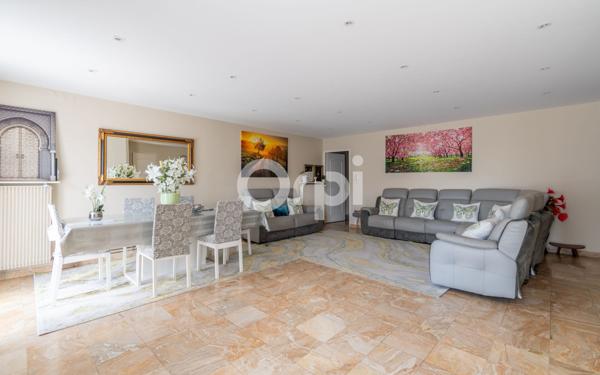 Appartement à vendre    5 pièces • 124,78 m2 Reims