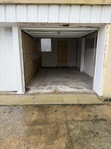 Achat - Garage et parking Vannes 56000 15 m 2