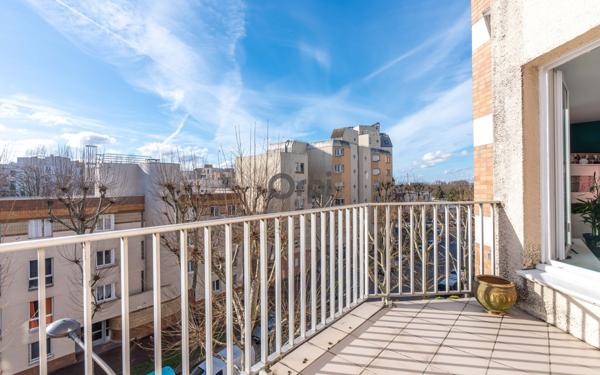 Appartement à vendre    4 pièces • 100,82 m2 Créteil