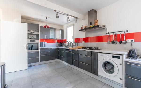 Appartement à vendre    4 pièces • 100,82 m2 Créteil