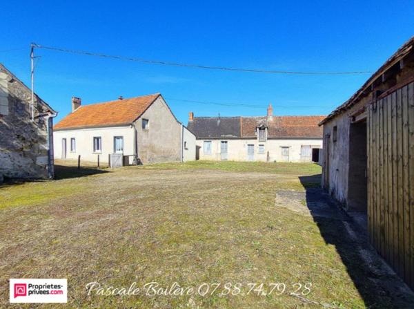 Maison avec diverses dépendances sur terrain de 3 000 m²  - Vernoil le Fourrier (49390)
