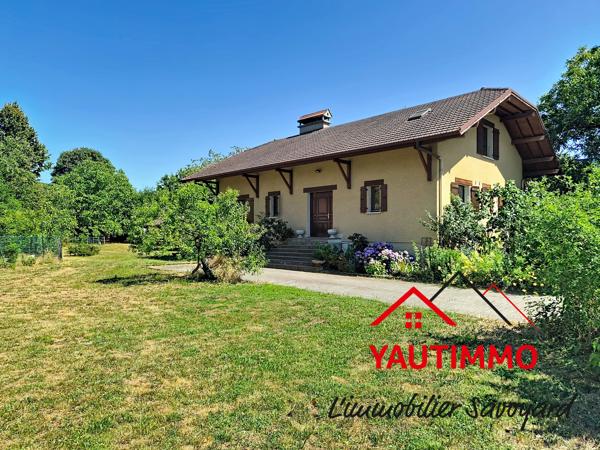 CRANVES-SALES – Maison 243 m² – Terrain 860 m² – 5 chambres – Possibilité 2 appartements – Grand garage