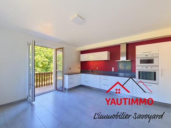 CRANVES-SALES – Maison 243 m² – Terrain 860 m² – 5 chambres – Possibilité 2 appartements – Grand garage
