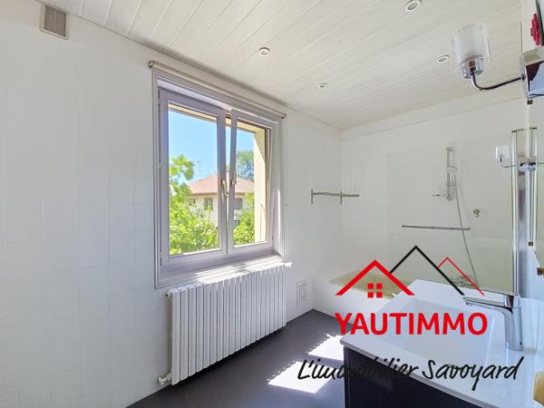 CRANVES-SALES – Maison 243 m² – Terrain 860 m² – 5 chambres – Possibilité 2 appartements – Grand garage