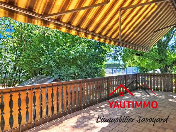 CRANVES-SALES – Maison 243 m² – Terrain 860 m² – 5 chambres – Possibilité 2 appartements – Grand garage
