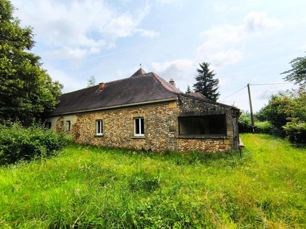 MAISON EN PIERRE A RESTAURER SUR 24474 m2
