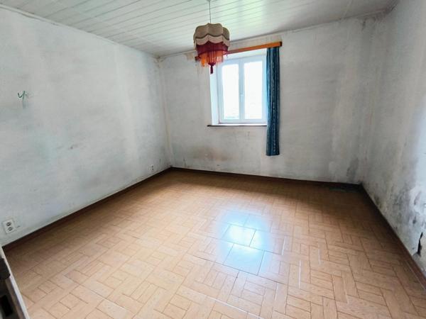 MAISON EN PIERRE A RESTAURER SUR 24474 m2