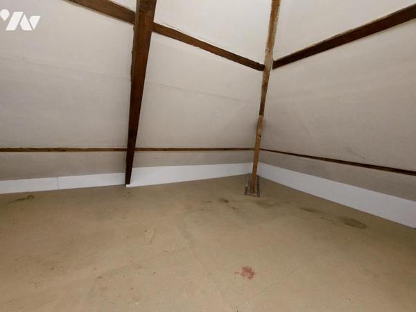 MAISON - 3 CHAMBRES + BUREAU - JARDIN