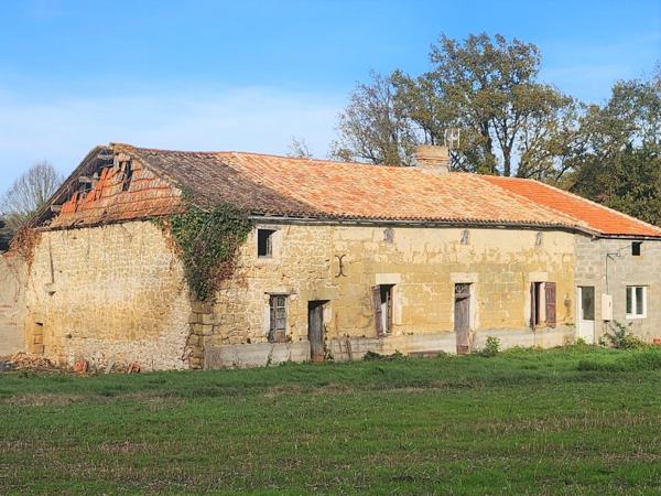 Belle Fermette 4 pièces à rénover avec dépendances  MIRAMONT DE GUYENNE (47)