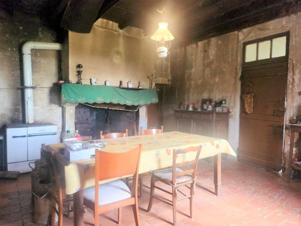 Belle Fermette 4 pièces à rénover avec dépendances MIRAMONT DE GUYENNE (47)