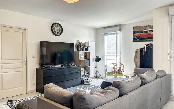 Appartement à louer    3 pièces •  Tours