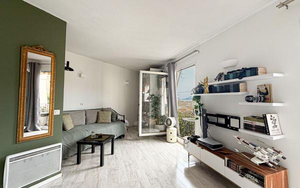 Appartement à vendre    1 pièce • 23 m2 Cannes
