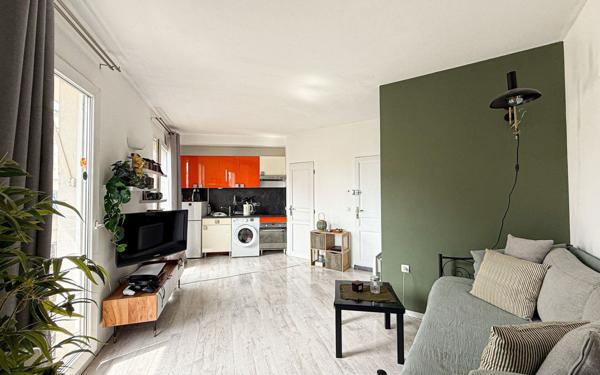 Appartement à vendre    1 pièce • 23 m2 Cannes