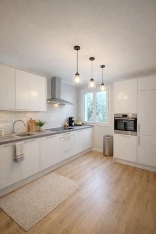 LES SORINIERES : Grande Maison Familiale à rénover en plein coeur du bourg