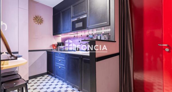 Location Studio meublé 27.8 m² - Paris 75016