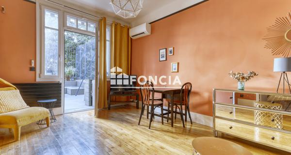 Location Studio meublé 27.8 m² - Paris 75016