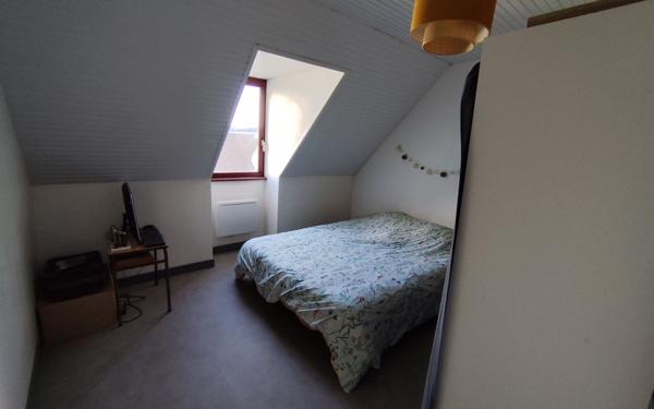 Appartement à louer    3 pièces • 72,14 m2 Pleyber-Christ