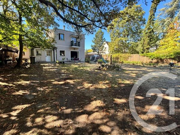 Maison à vendre  7 pièces - 172,36 m 2   BEAUCHAMP  - 95