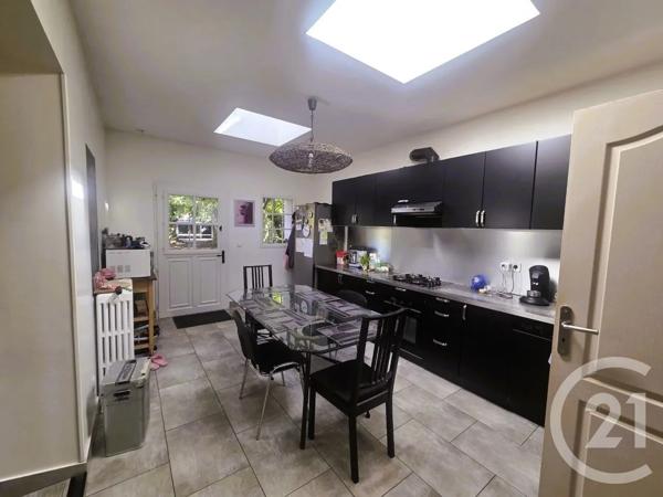 Maison à vendre  7 pièces - 172,36 m 2   BEAUCHAMP  - 95