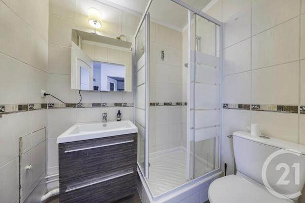 Appartement Studio à vendre  1 pièce - 29,84 m 2   VIGNEUX SUR SEINE  - 91
