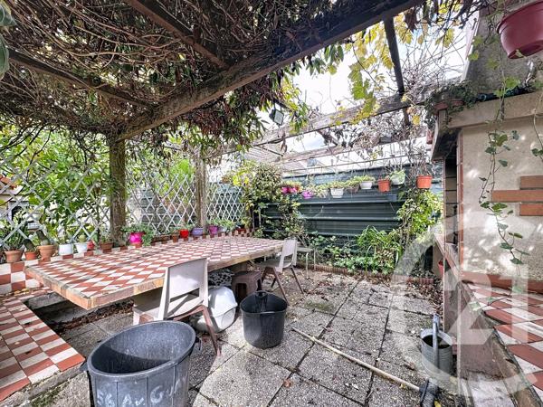 Maison à vendre  5 pièces - 95,02 m 2   CHELLES  - 77
