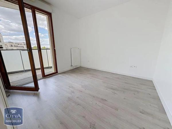 Appartement à louer 4 pièces 73.35m² Brétigny-sur-Orge (91220)