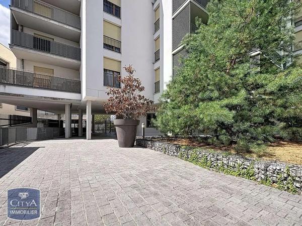 Appartement à louer 4 pièces 73.35m² Brétigny-sur-Orge (91220)