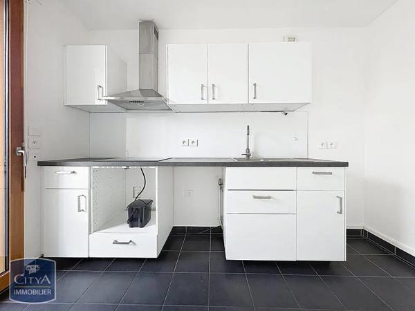 Appartement à louer 4 pièces 73.35m² Brétigny-sur-Orge (91220)