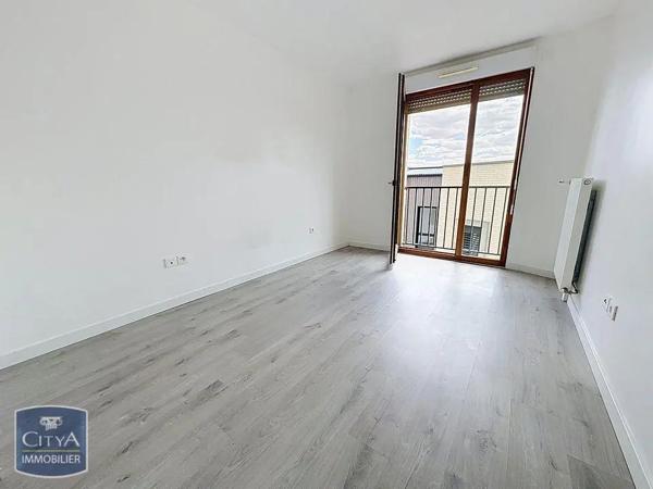 Appartement à louer 4 pièces 73.35m² Brétigny-sur-Orge (91220)