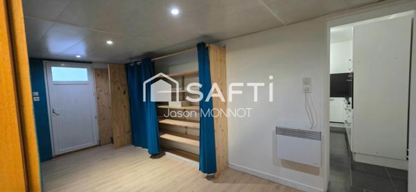 Maison entièrement rénovée À Leuglay