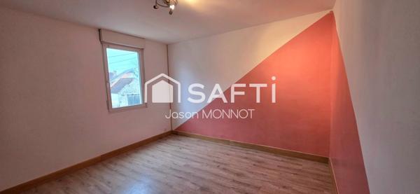 Maison entièrement rénovée À Leuglay