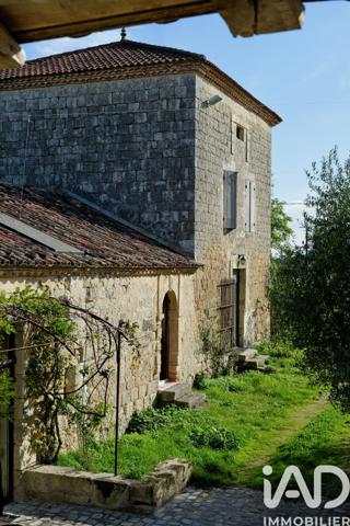 Maison à vendre 16 pièces 706 m² Nérac