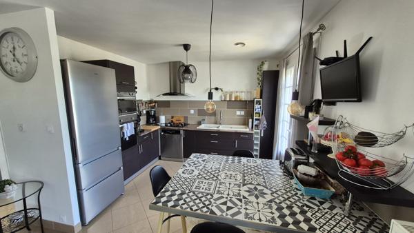 Maison familiale avec sous-sol complet