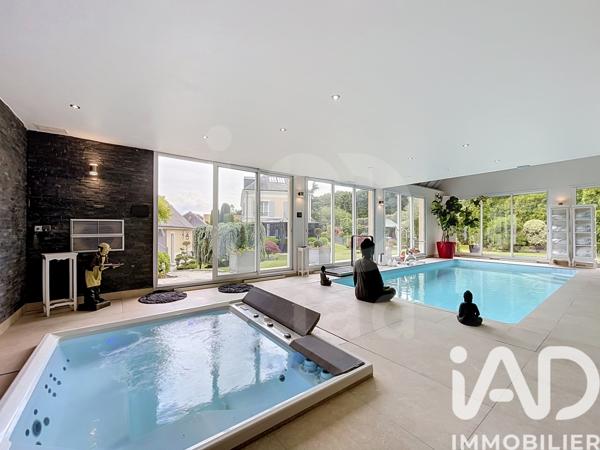 Maison à vendre 14 pièces 620 m² Magny-le-Hongre