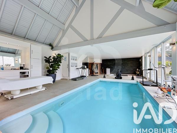 Maison à vendre 14 pièces 620 m² Magny-le-Hongre