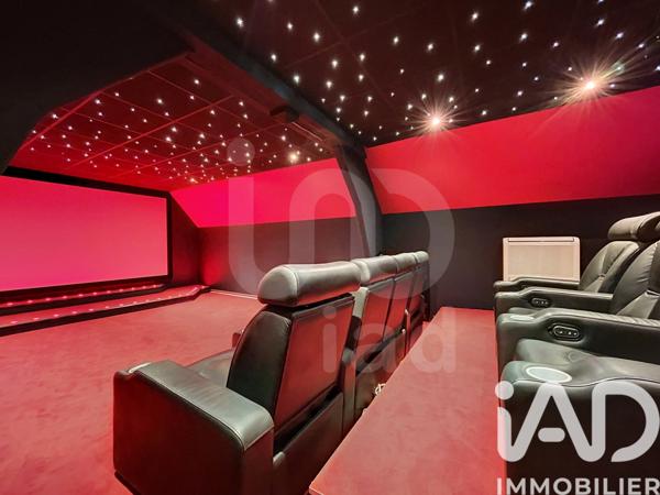 Maison à vendre 14 pièces 620 m² Magny-le-Hongre