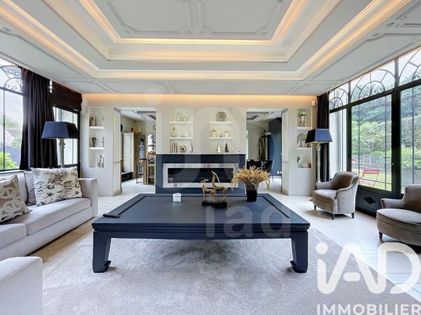 Maison à vendre 14 pièces 620 m² Magny-le-Hongre