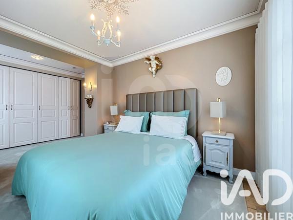 Maison à vendre 14 pièces 620 m² Magny-le-Hongre