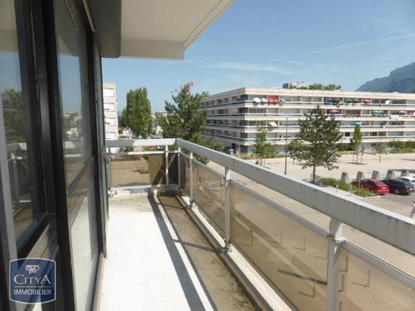 Appartement à louer 3 pièces 70.99m²