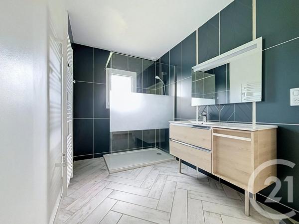 Maison à vendre  4 pièces - 120,93 m 2   ARGENTAN  - 61