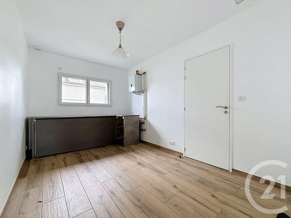 Maison à vendre  4 pièces - 120,93 m 2   ARGENTAN  - 61