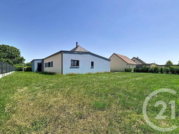 Maison à vendre  4 pièces - 120,93 m 2   ARGENTAN  - 61