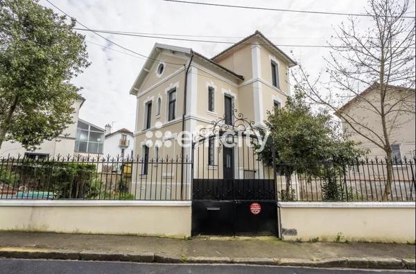 Maison 7 pièces - 144 m² Exclusivité efficity