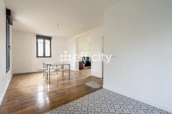 Maison 7 pièces - 144 m² Exclusivité efficity