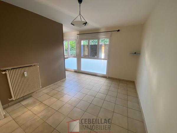 Montjuzet - T3 fonctionnel avec garage dans un environnement calme