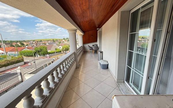 Immeuble à vendre    13 pièces •  Goussainville