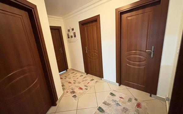 Immeuble à vendre    13 pièces •  Goussainville