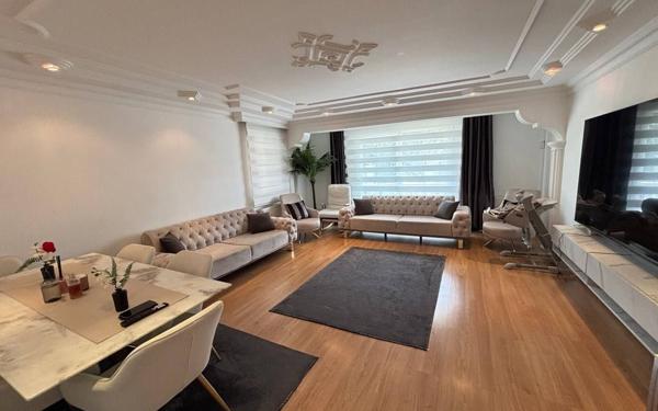 Immeuble à vendre    13 pièces •  Goussainville