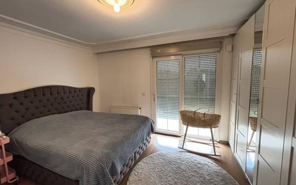 Immeuble à vendre    13 pièces •  Goussainville